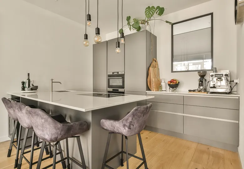 Кухня с островом «Далия»